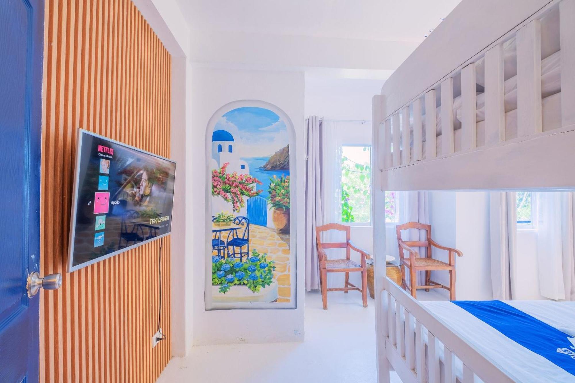 Club Monet Beachfront Resort By Cocotel Cabangan Habitación foto