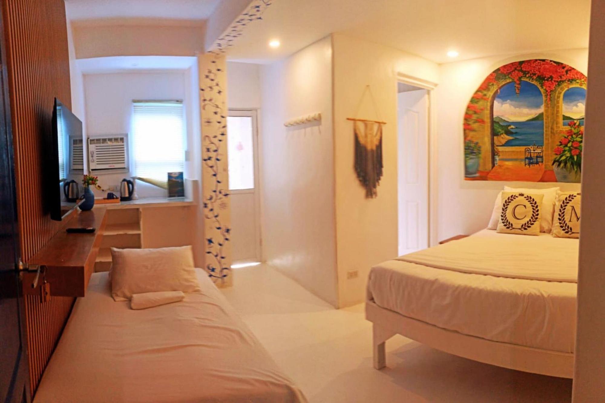 Club Monet Beachfront Resort By Cocotel Cabangan Habitación foto